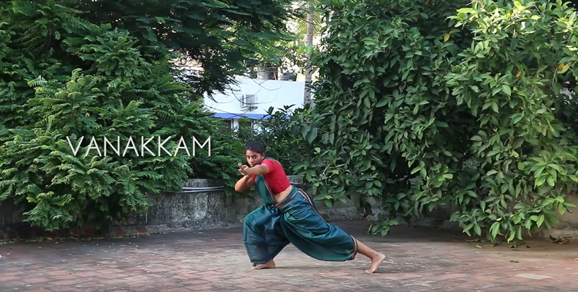 Aishwarya Manivannan The Tamil Martial Art Of Silambam In A Saree 